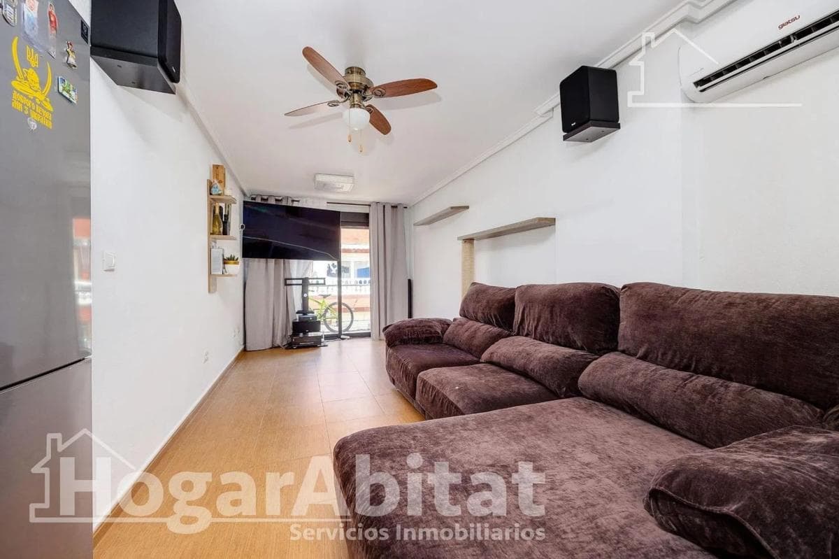 Venta de piso en Calle Finlandia, Torrevieja
photo 3