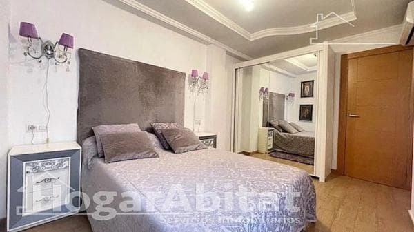 Piso en venta en Calle Mar Baltico, Torrevieja
thumbnail 2