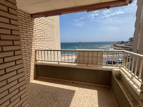 Piso en venta en Avenida Doctor Mariano Ruiz Canovas, Torrevieja
photo 1