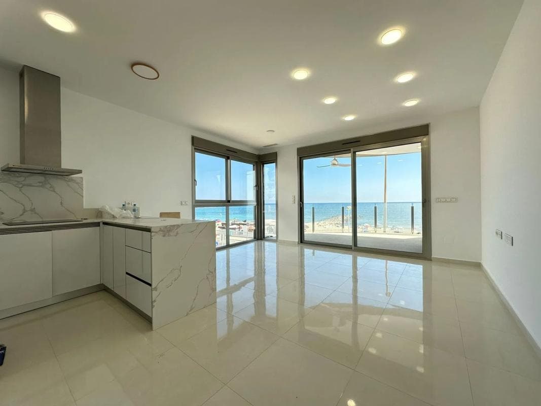 Venta de piso en Avenida Doctor Mariano Ruiz Canovas, Torrevieja
photo 5