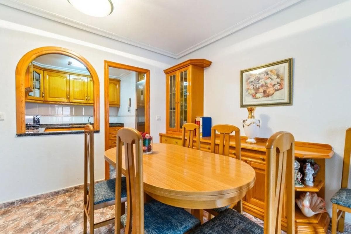 Venta de piso en Barrio Playa del Cura, Torrevieja
photo 4
