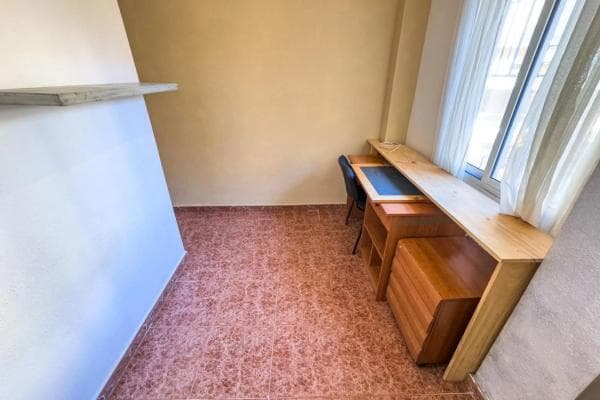 Piso en venta en Calle Moriones, Torrevieja
photo 1