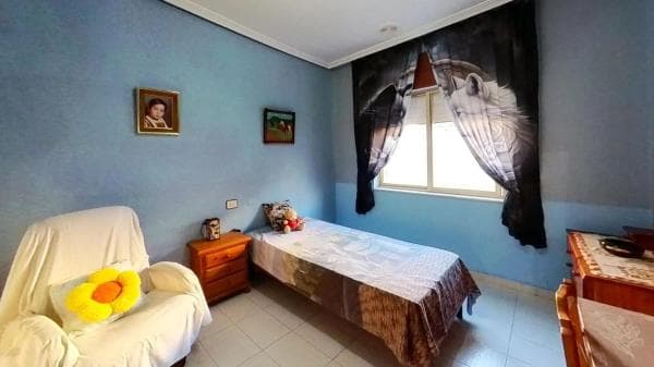 Piso en venta en Calle del Mar, Torrevieja
thumbnail 1