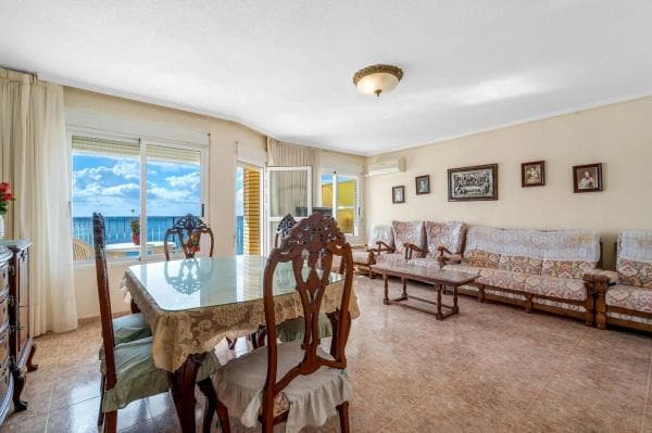 Venta de piso en Avenida de los Marineros, 7, Torrevieja
thumbnail 2