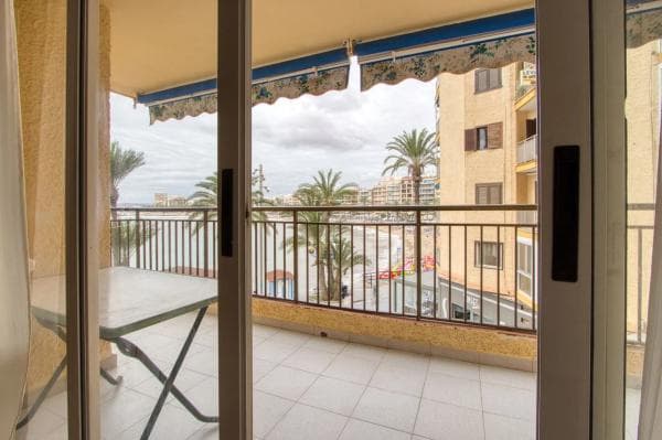 Piso en venta en Avenida de los Marineros, Torrevieja
photo 1