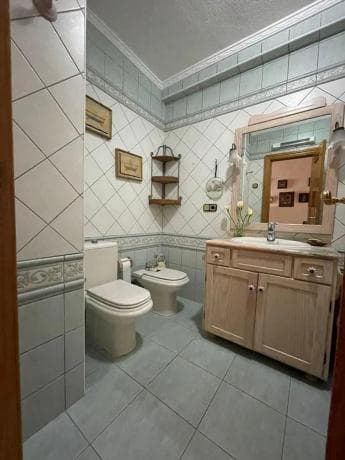 Piso en venta en Barrio Las Piscinas Naturales, Torrevieja
thumbnail 1