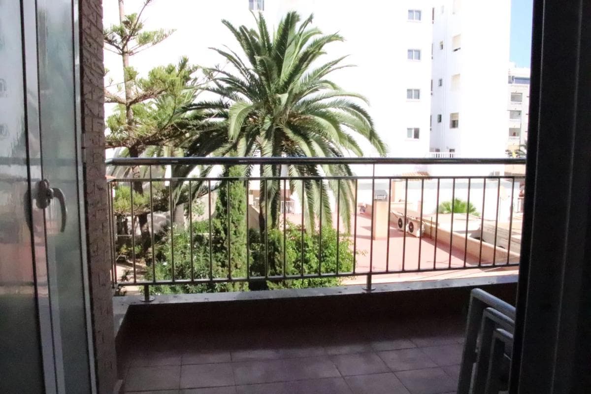 Venta de piso en Calle Capitán García Gea s/n, Torrevieja
photo 3