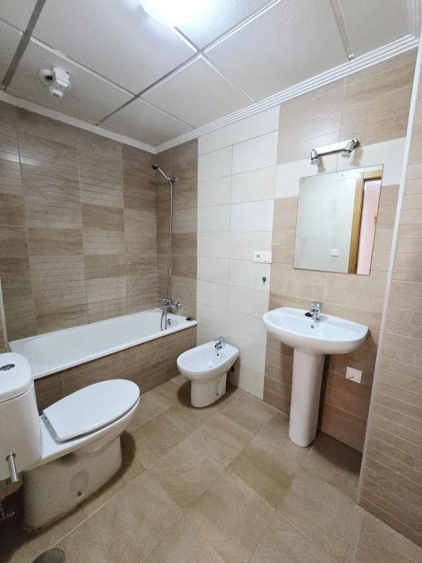 Sale of apartment in Avenida Diego Ramírez Pastor, 79, Torrevieja
photo 4