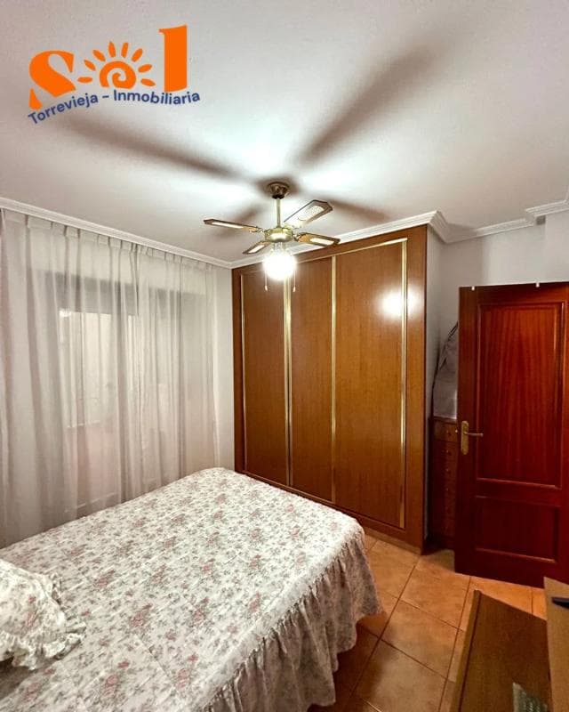 Sprzedaż mieszkania w Calle Bergantin, 34, Torrevieja
photo 3