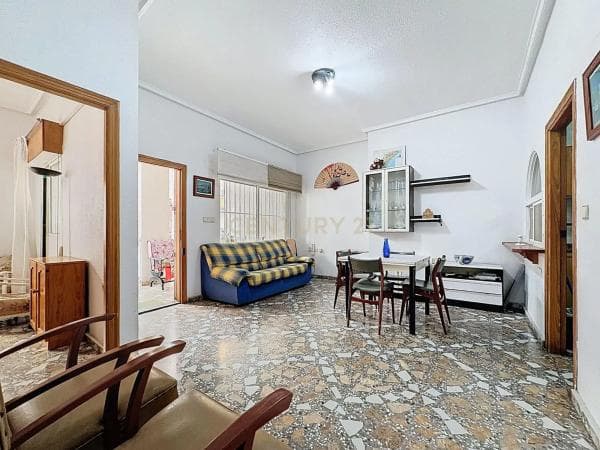 Piso en venta en Calle San Pascual, 220, Torrevieja
thumbnail 1
