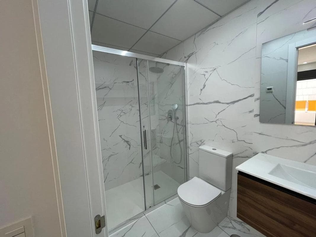 Venta de piso en Barrio Las Piscinas Naturales, Torrevieja
photo 5