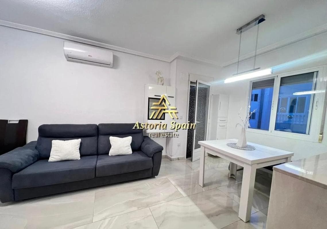 Penthouse sale in Calle Félix Rodríguez de la Fuente, 8, Torrevieja photo 3