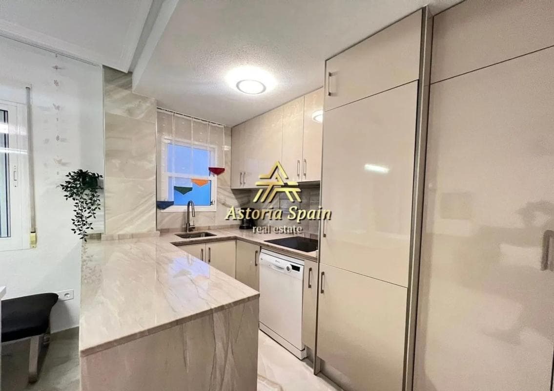 Penthouse sale in Calle Félix Rodríguez de la Fuente, 8, Torrevieja photo 4