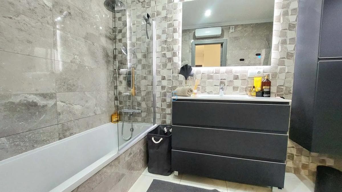 Venta de piso en Desamparados-Hurchillo-Torremendo, Orihuela
photo 5