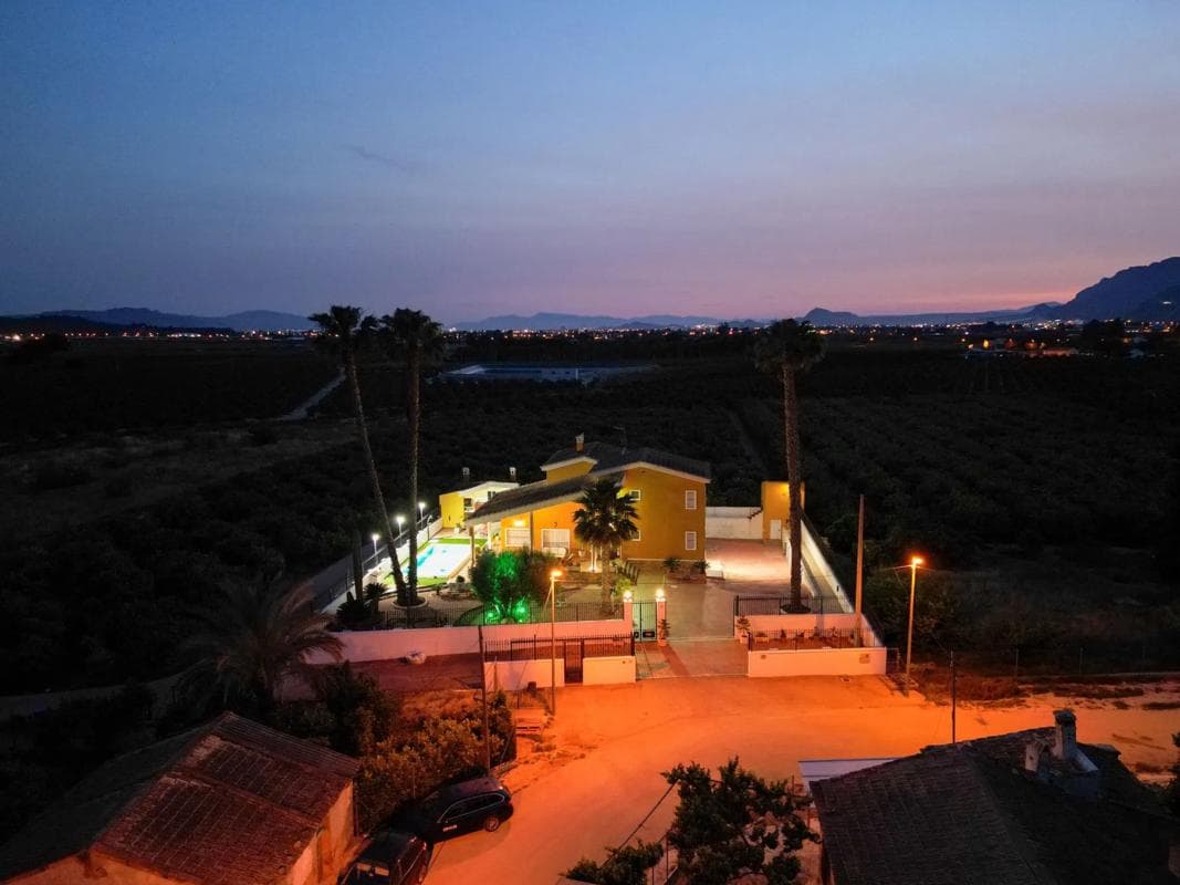 Venta de chalet independiente en Desamparados-Hurchillo-Torremendo, Orihuela
photo 3