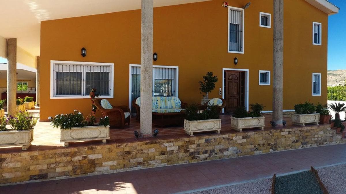Venta de chalet independiente en Desamparados-Hurchillo-Torremendo, Orihuela
photo 4