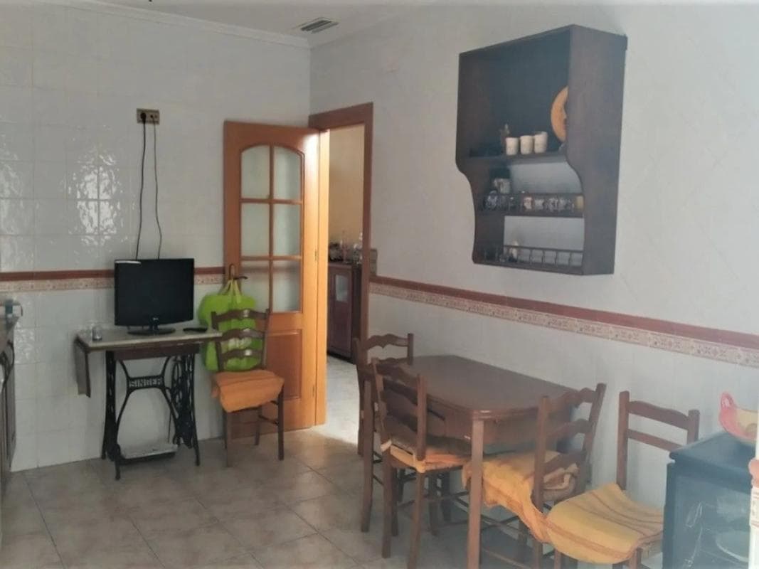 Venta de chalet adosado en Desamparados-Hurchillo-Torremendo , Orihuela photo 4