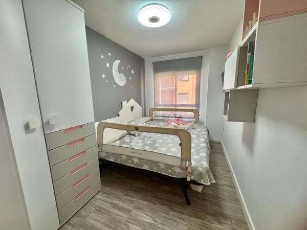 Piso en venta en Calle Aragon, 12, Orihuela
thumbnail 1
