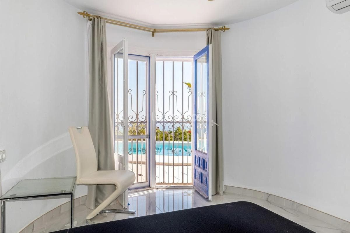 Sprzedaż niezależnego domku jednorodzinnego w Altea la Vella, Altea photo 4