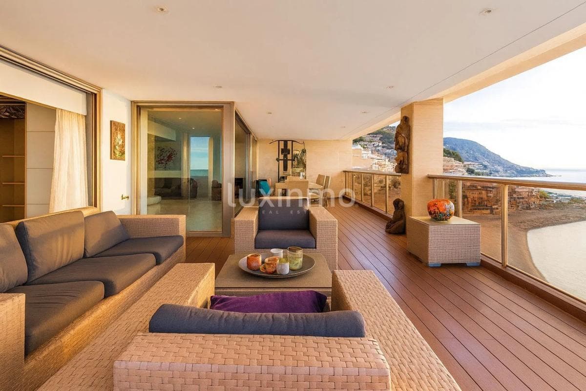 Sale of apartment in Zona de Mascarat, Altea
photo 3
