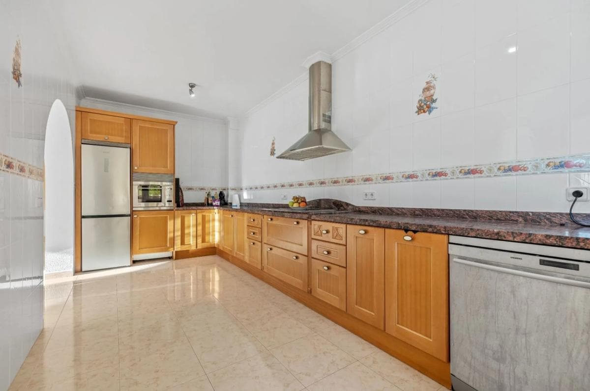 Sprzedaż niezależnego domku jednorodzinnego w Urbanización Jardines de Alhama, Altea photo 4