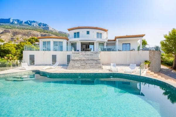 Chalet wolnostojący na sprzedaż w Calle Costa del Azahar, Altea photo 1