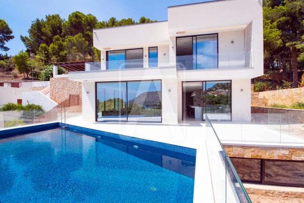 Chalet independiente en venta en Zona de Mascarat, Altea photo 1