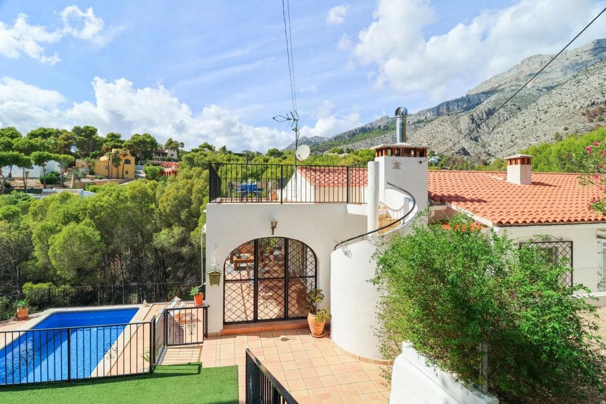 Sprzedaż niezależnego domku jednorodzinnego w Calle Baladre, Altea photo 3
