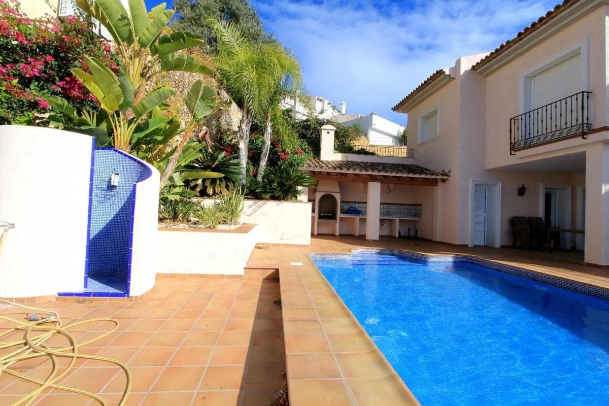 Sprzedaż niezależnego domku jednorodzinnego w Altea Hills, Altea photo 3