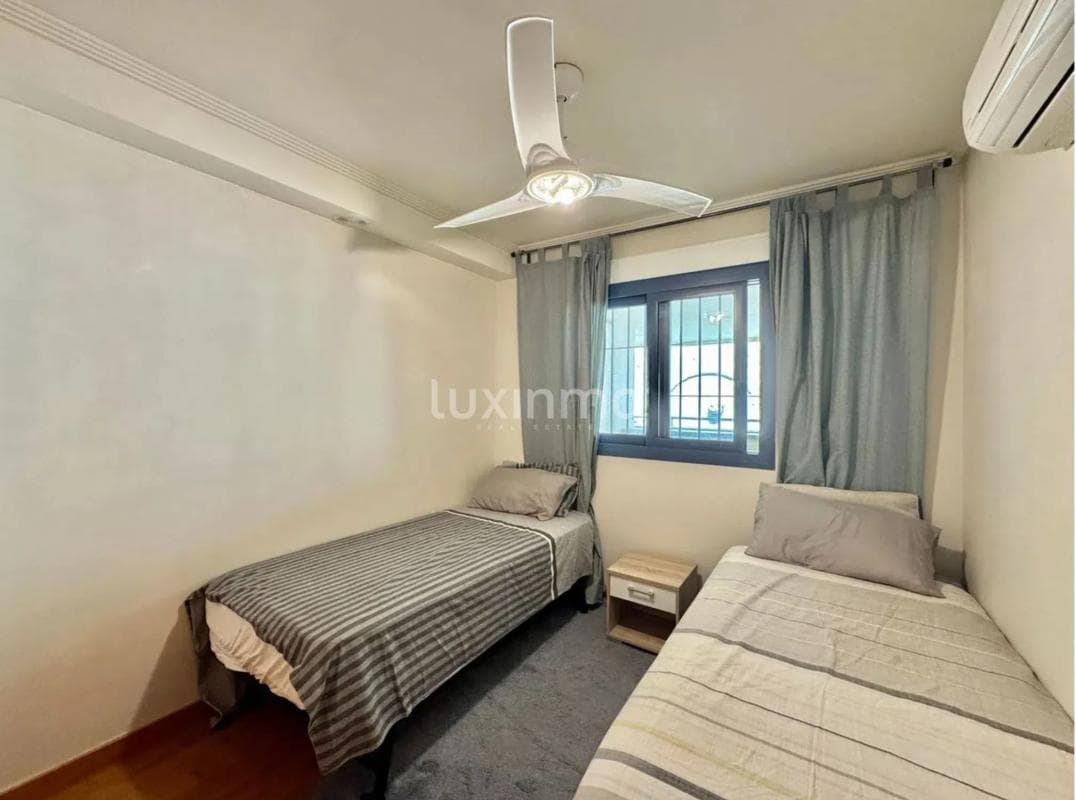 Sale of apartment in Zona de Mascarat, Altea
photo 4