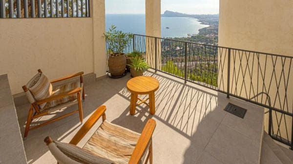 Chalet independiente en venta en Avenida Europa, Altea
thumbnail 2