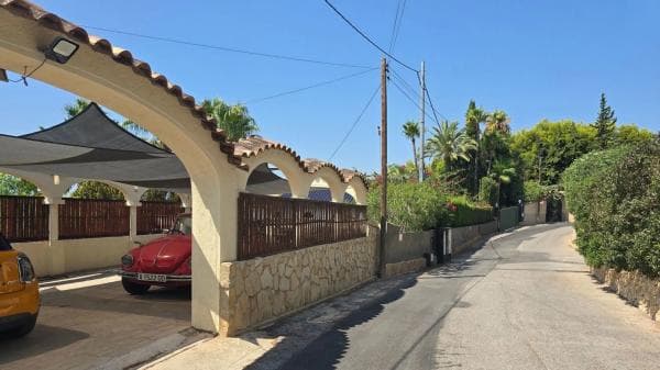 Chalet independiente en venta en Zona de Mascarat, Altea
thumbnail 2