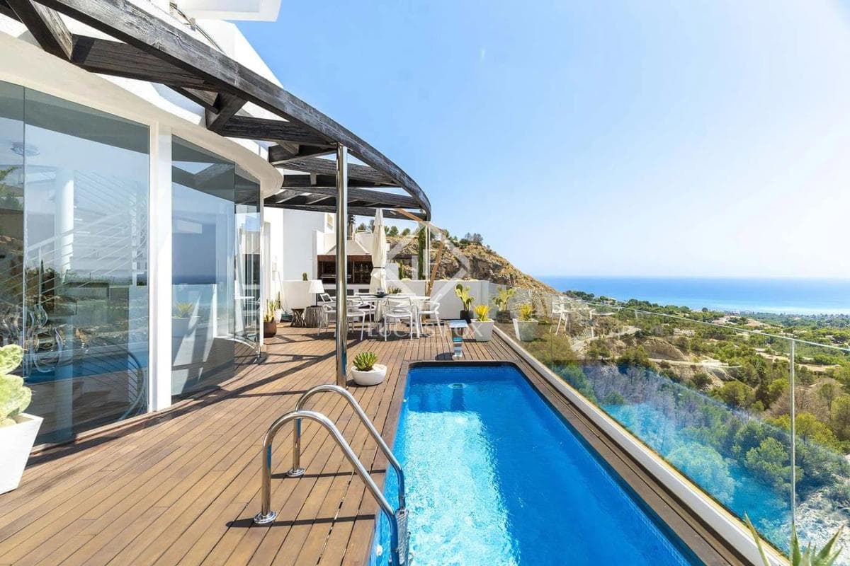 Sale of independent chalet in Calle Media, Altea
photo 4