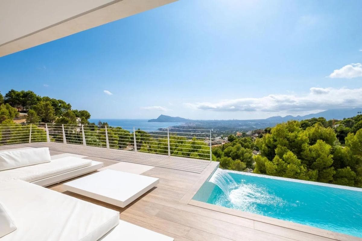 Sprzedaż niezależnego domku jednorodzinnego w Calle Costa Esmeralda, 23, Altea photo 2