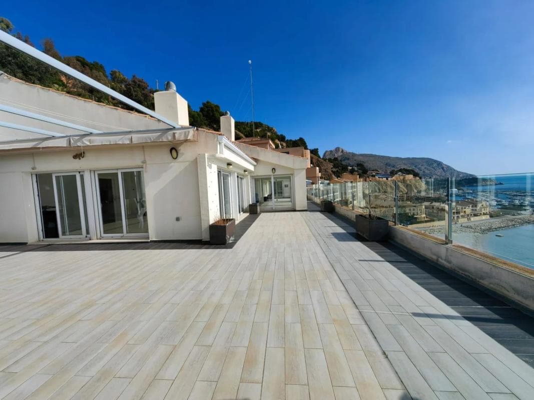 Venta de piso en Zona de Mascarat, Altea
photo 2