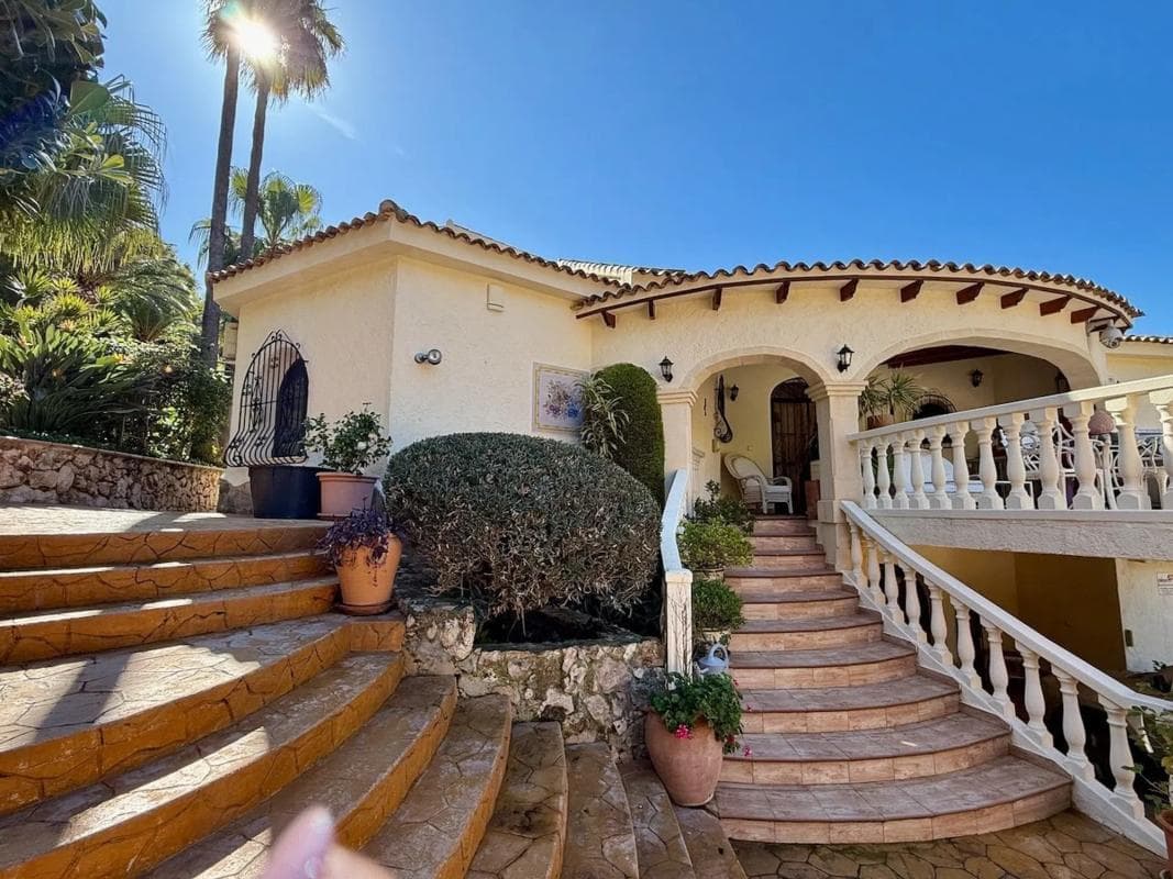 Продажа отдельного шале в Altea la Vella, Алтея photo 3