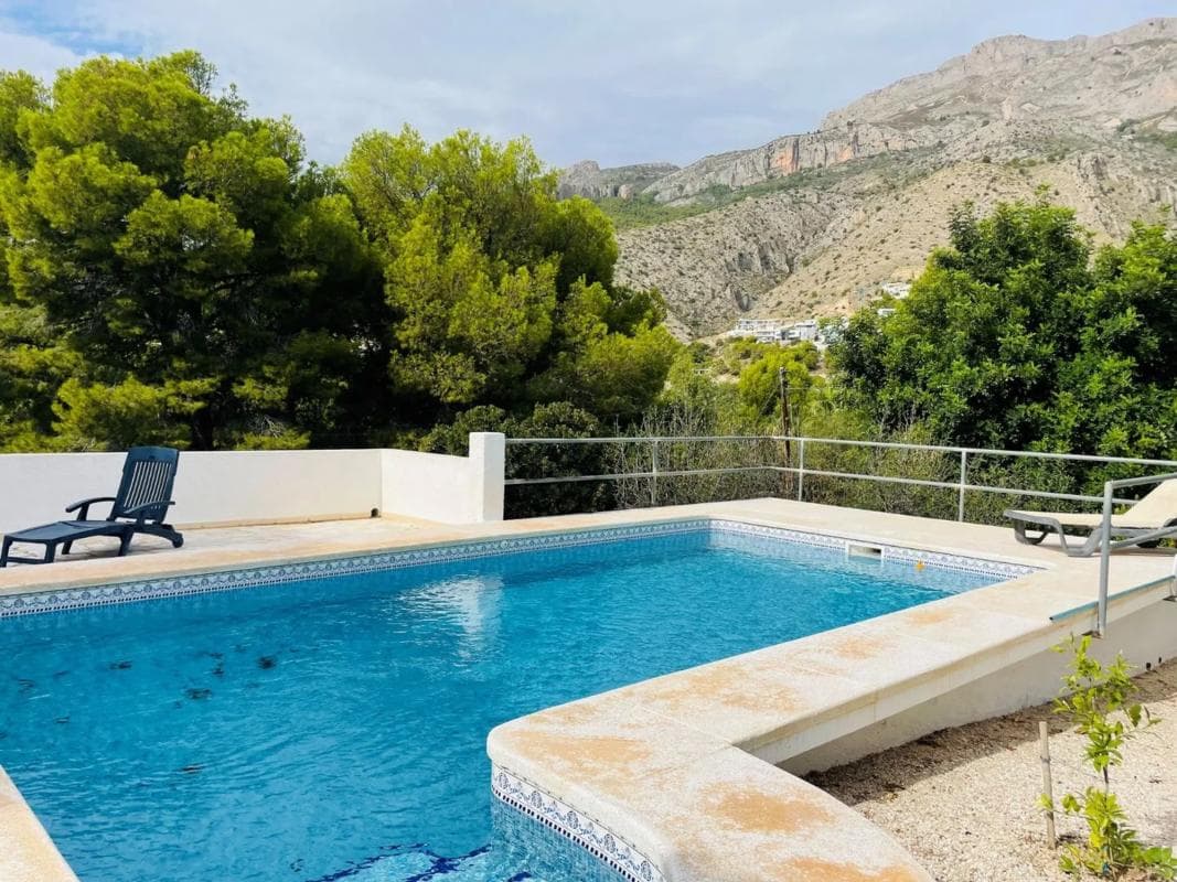Sprzedaż niezależnego domku jednorodzinnego w Altea la Vella, Altea photo 3