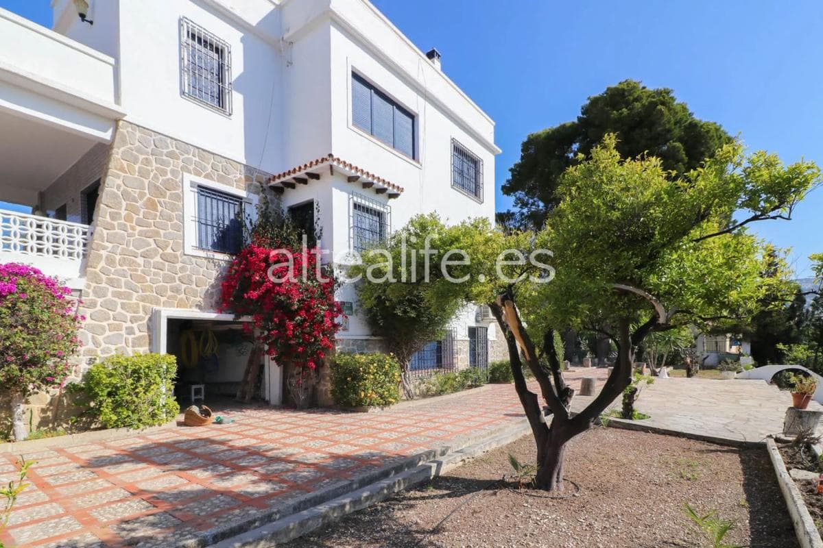 Property photo 4