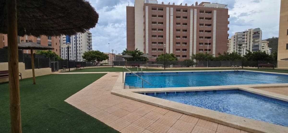 Venta de piso en Avenida Mestral, La Villajoyosa / Vila Joiosa
photo 4