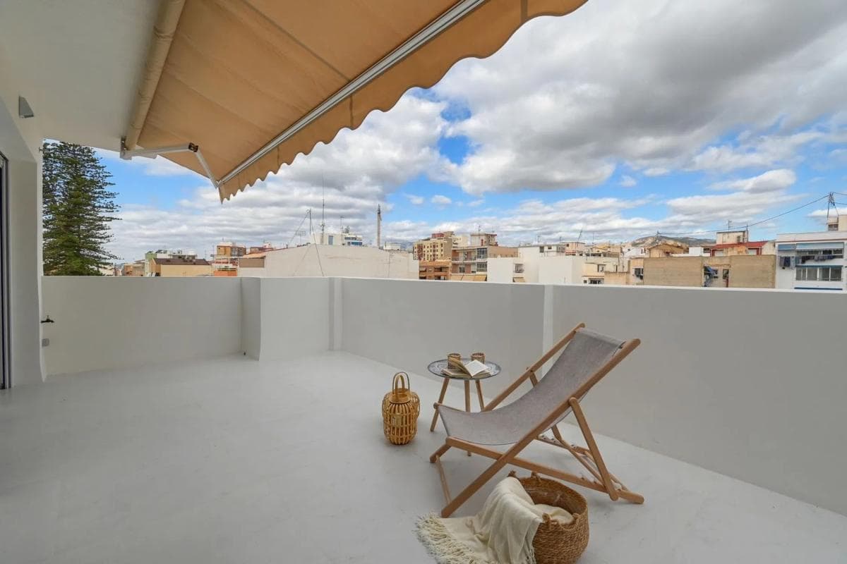 Venta de piso en Centro Urbano, La Villajoyosa / Vila Joiosa
photo 4