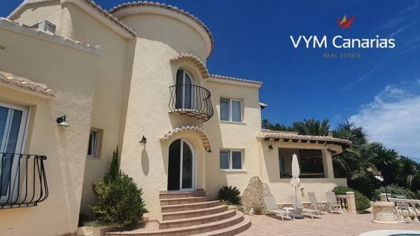 Chalet independiente en venta en Pinar de Advocat-Cometa, Moraira
photo 1