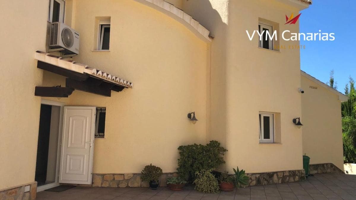 Venta de chalet independiente en Pinar de Advocat-Cometa, Moraira
photo 2