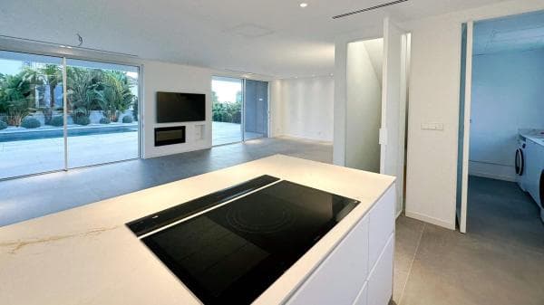 Chalet independiente en venta en Urbanización San Jaime, -a, Moraira
photo 1