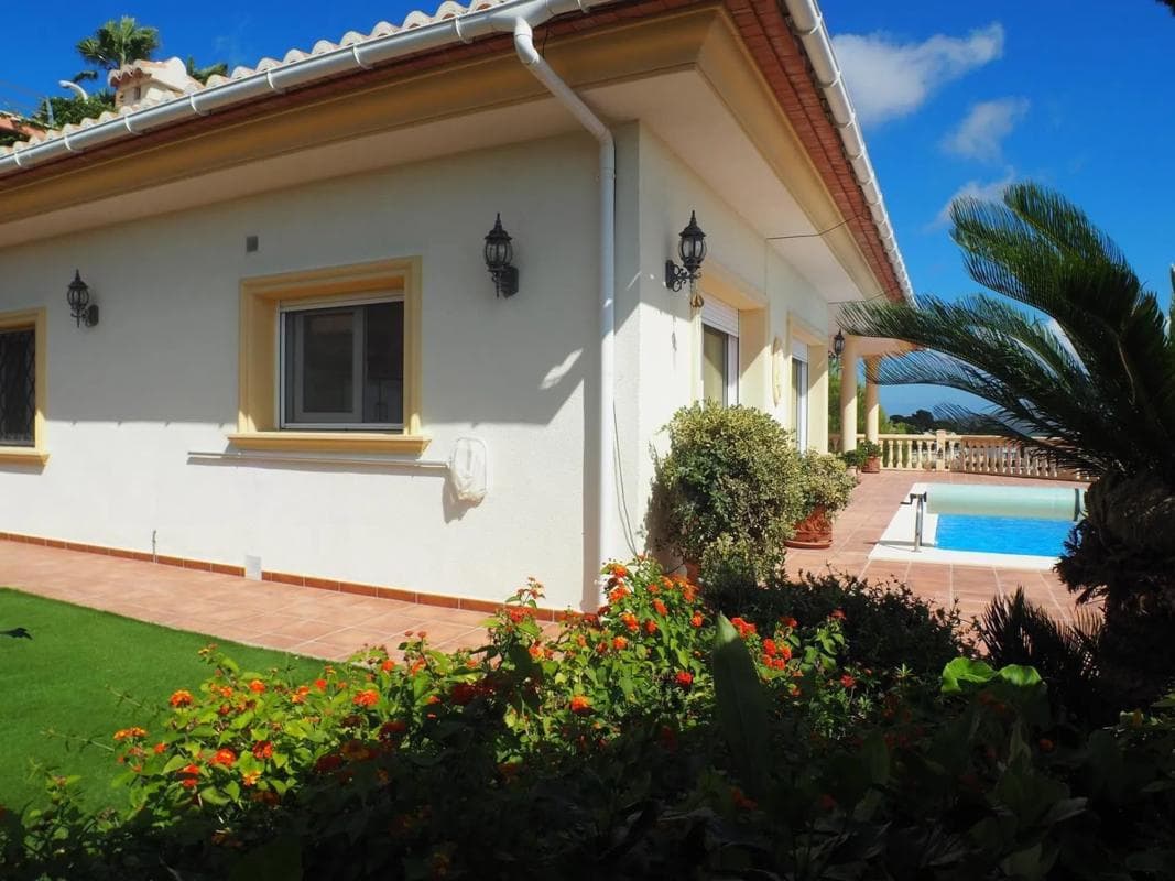 Sale of independent chalet in Pinar de Advocat-Cometa, Moraira
photo 5