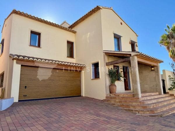 Chalet independiente en venta en El Portet-Pla del Mar, Moraira
thumbnail 2