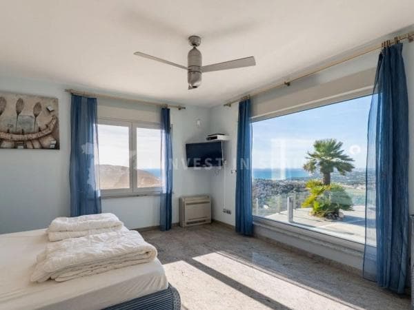 Chalet independiente en venta en Paichi, Moraira
thumbnail 1