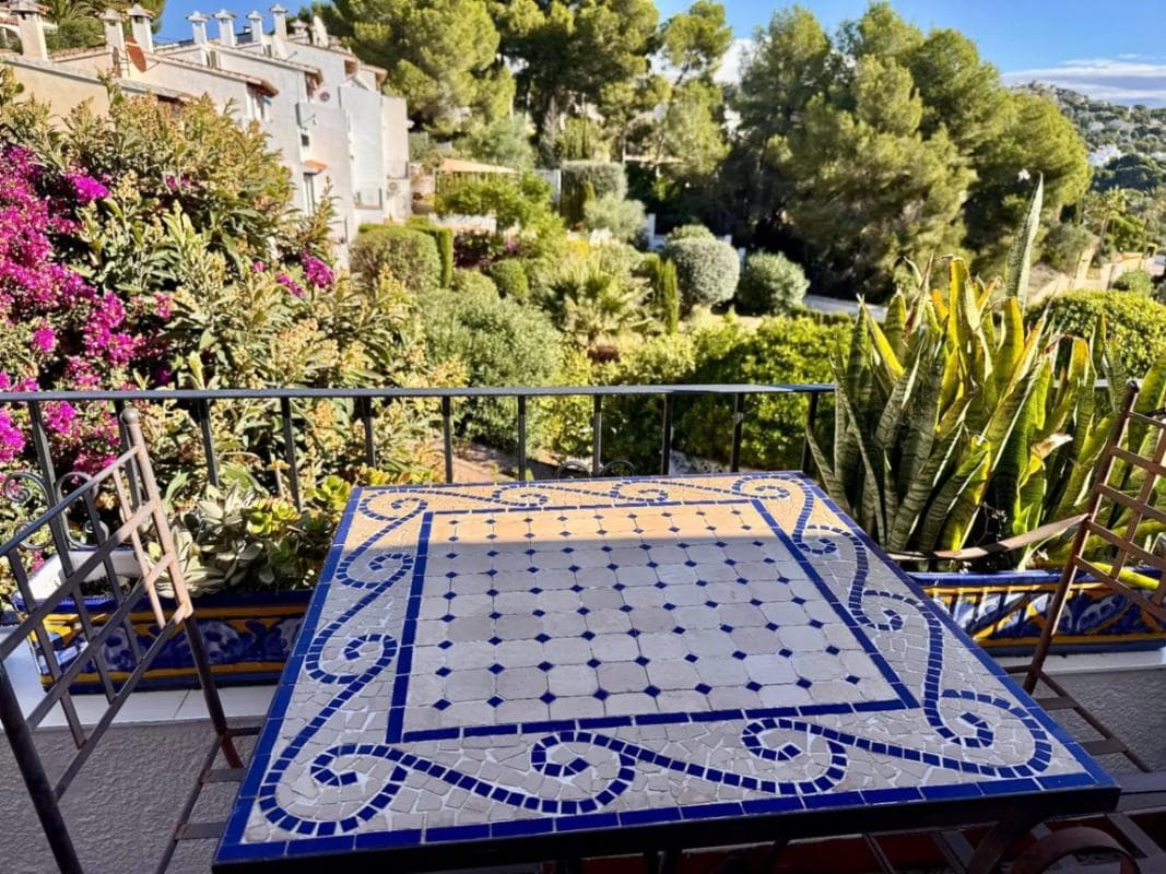 Venta de chalet adosado en Calle Cullera , Moraira photo 3