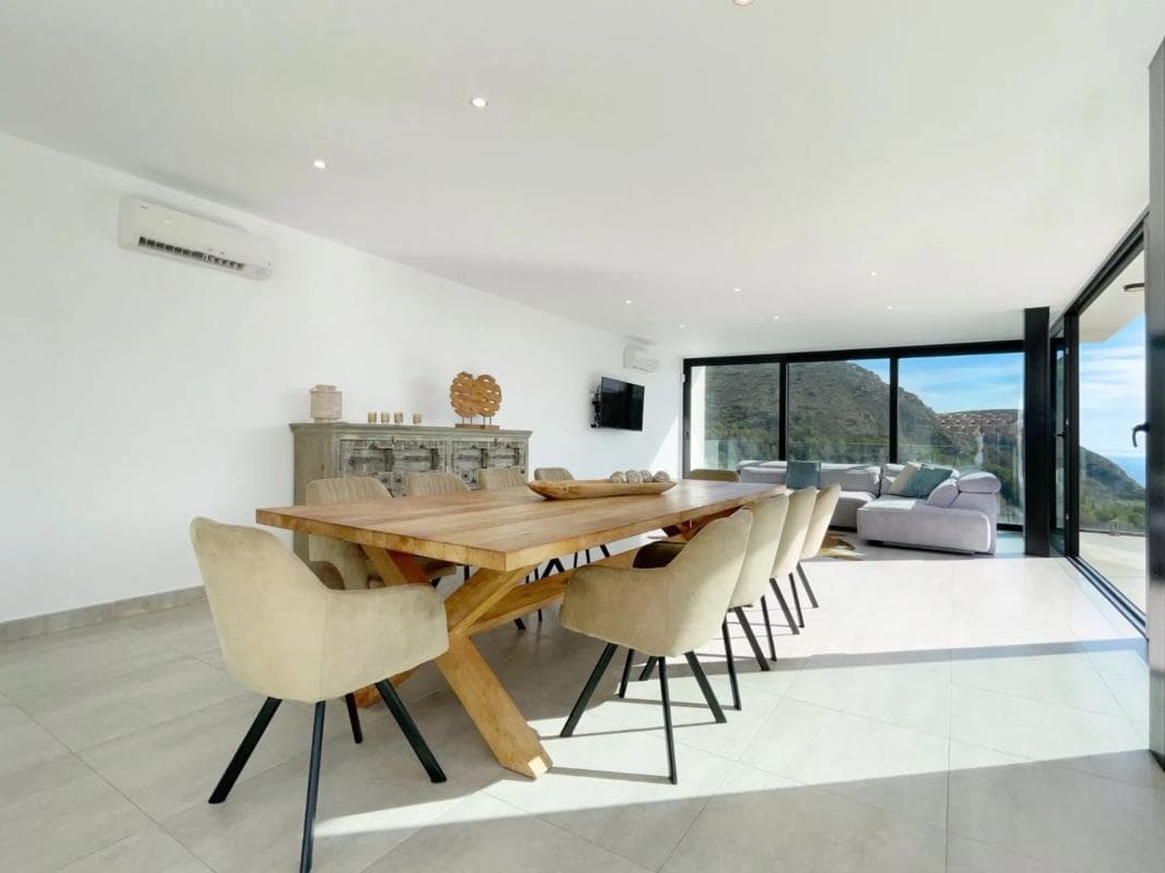 Sprzedaż niezależnego domku jednorodzinnego w Calle Avutarda, Moraira photo 2