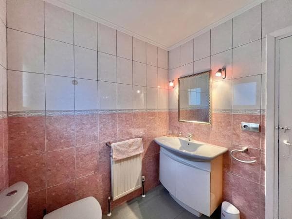 Chalet independiente en venta en CL SANTIAGO DE COMPOSTELA, 8, Moraira
thumbnail 2