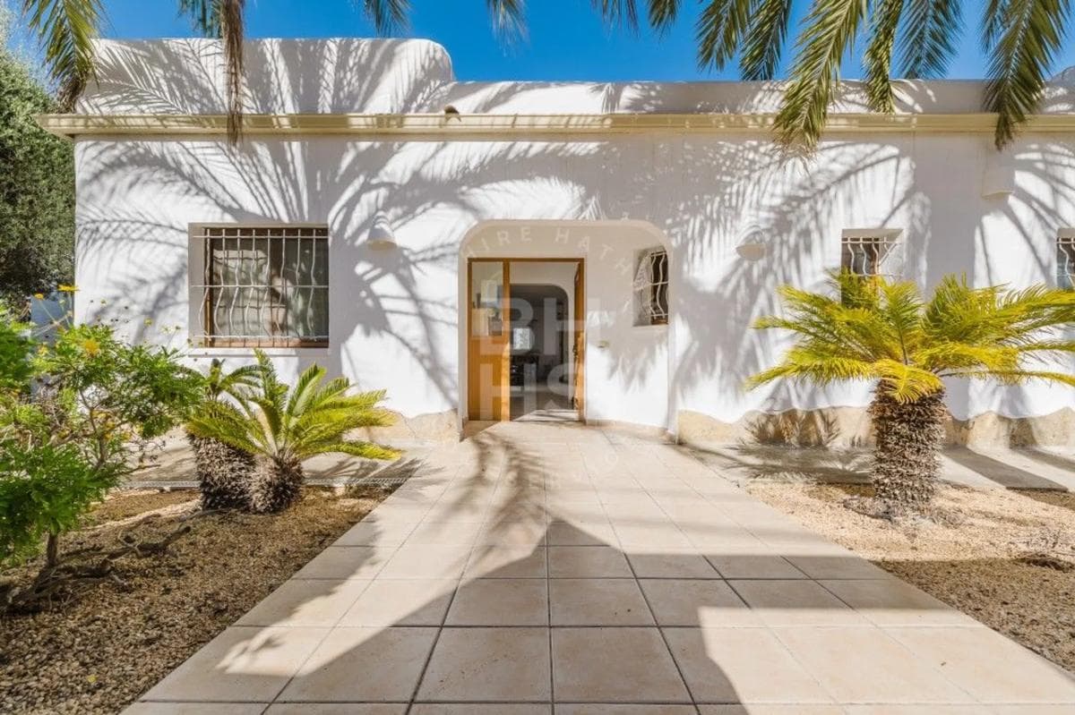 Venta de chalet independiente en Calle Medina, Moraira
photo 2